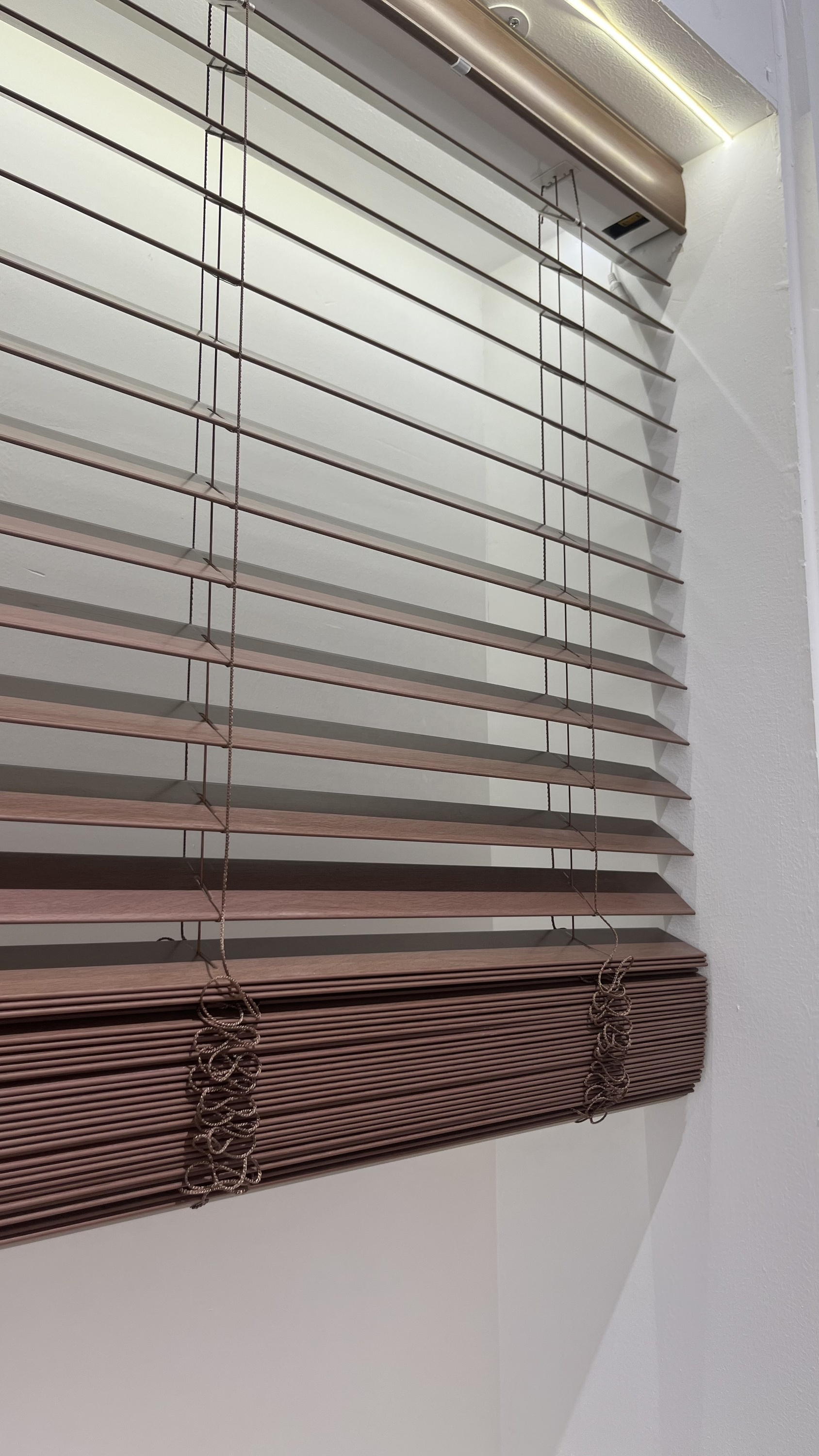 Remote Control Faux Wood Blinds Venetian Blind Wooden Blinds for Window Shutters Wooden Curtains